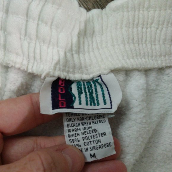 BUNDLE: VINTAGE: Two Sweatshirts, One Sweatpant - Picture 10 of 10